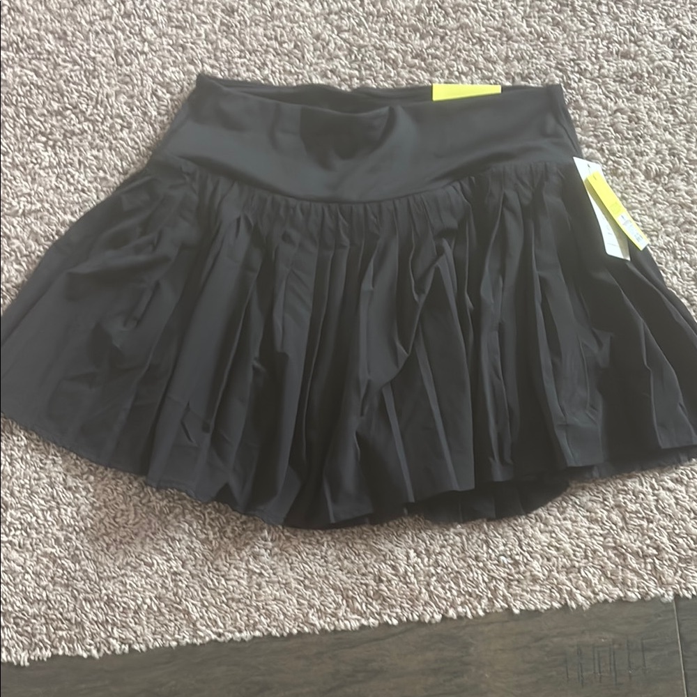 All in Motion Black Slim fit woven skirt